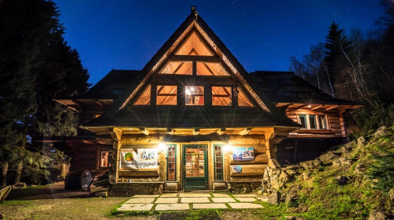 Bukowa Chata Jugów Esterno foto